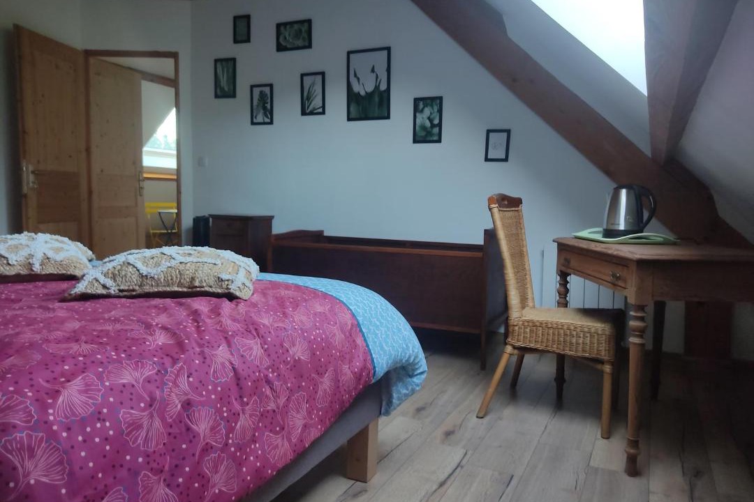 Photo of Bedroom in Alembon