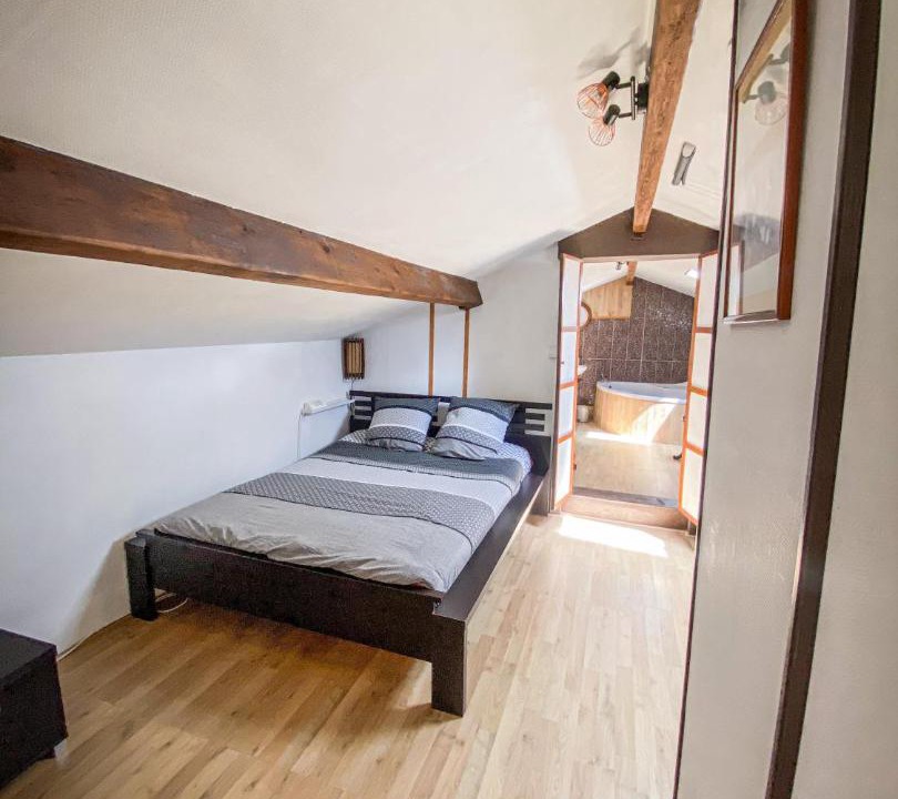 Photo of Bedroom in Exideuil