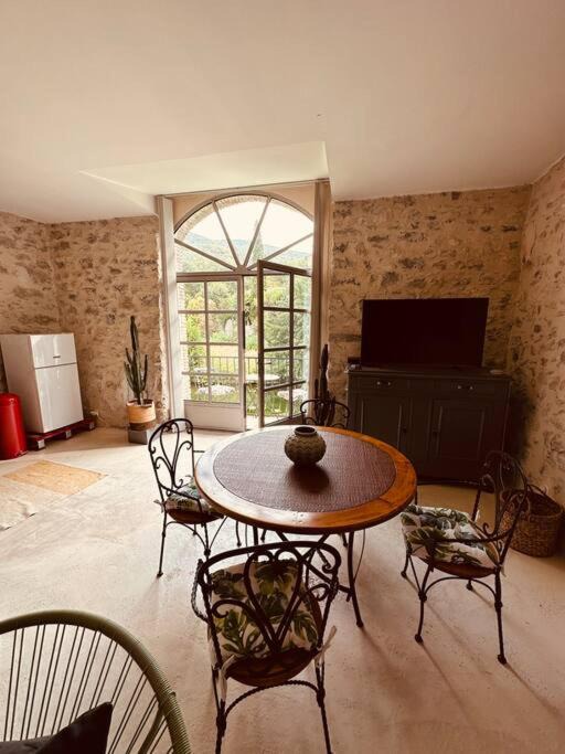 Photo of Livingroom in Saint-Hippolyte-du-Fort