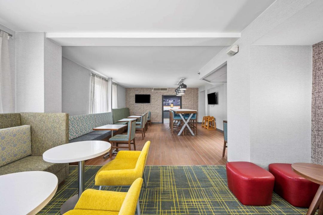 Photo of Livingroom in Westlake