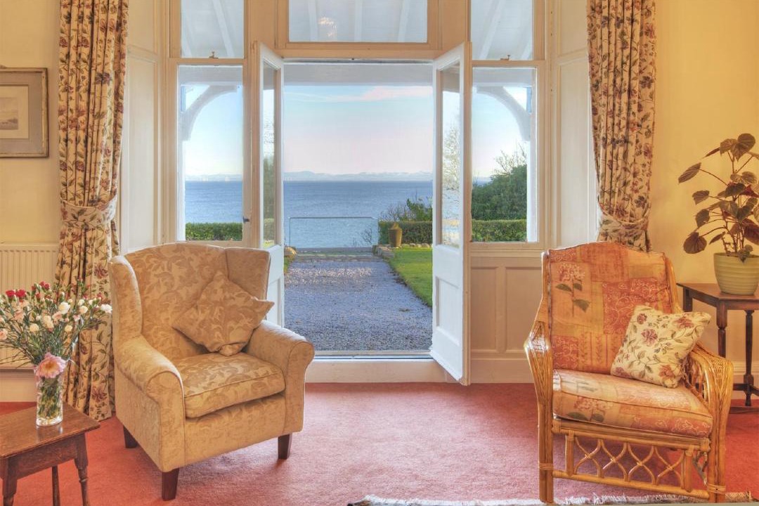 Photo of Livingroom in Kirkcudbright