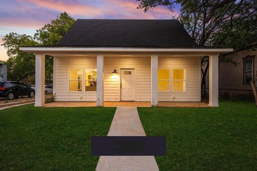 Photo of Buildings in Waco