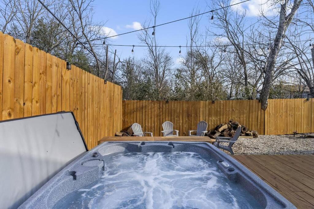Photo of Outdoor in Waco