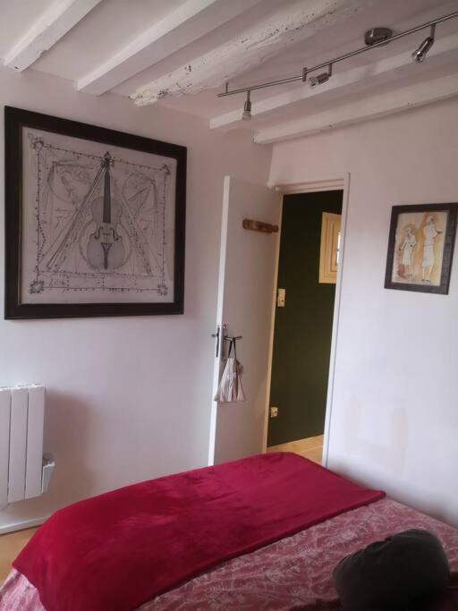 Photo of Bedroom in Mortagne-au-Perche