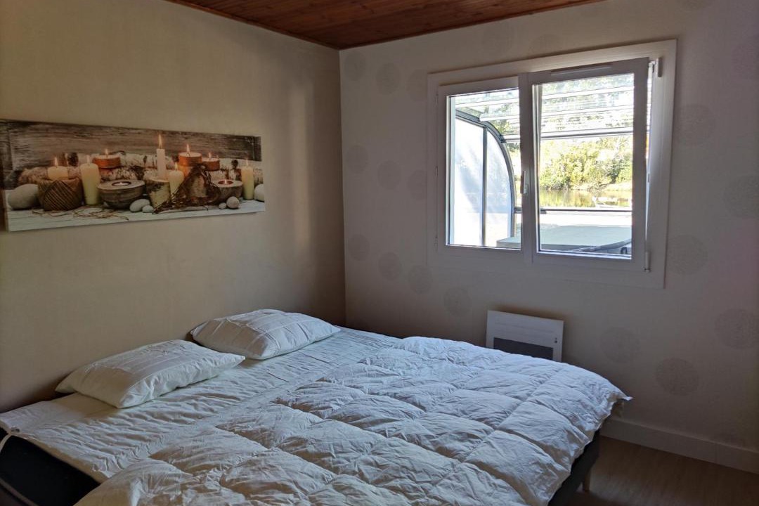 Photo of Bedroom in Avrille