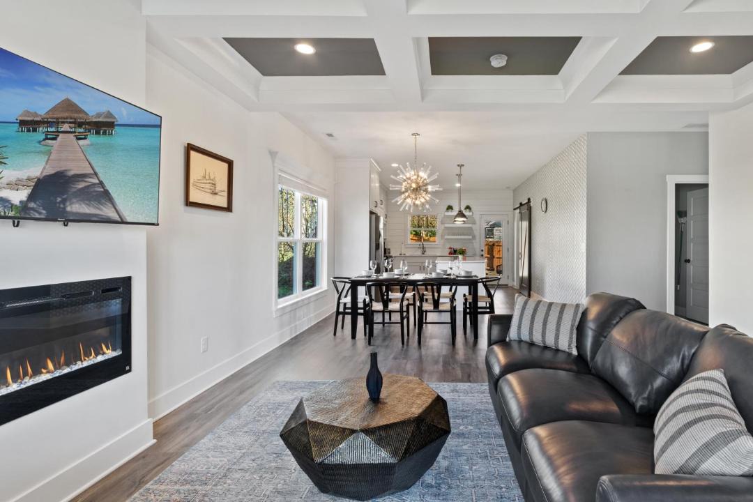 Photo of Livingroom in Jeffersonville