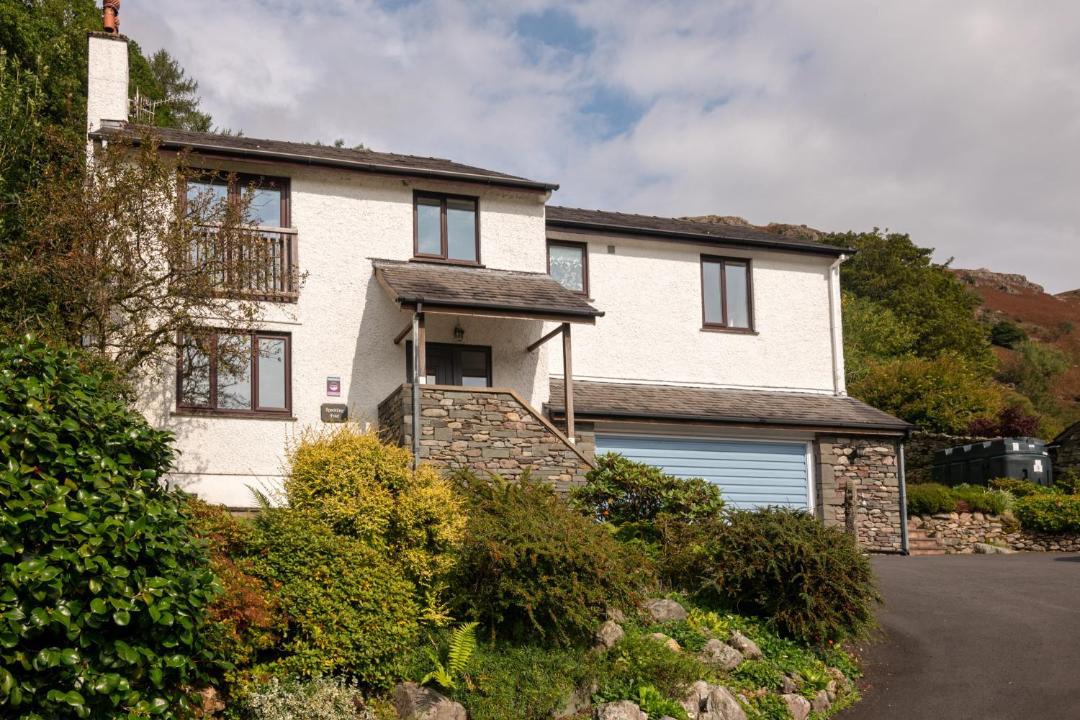 Photo of Others in Chapel Stile