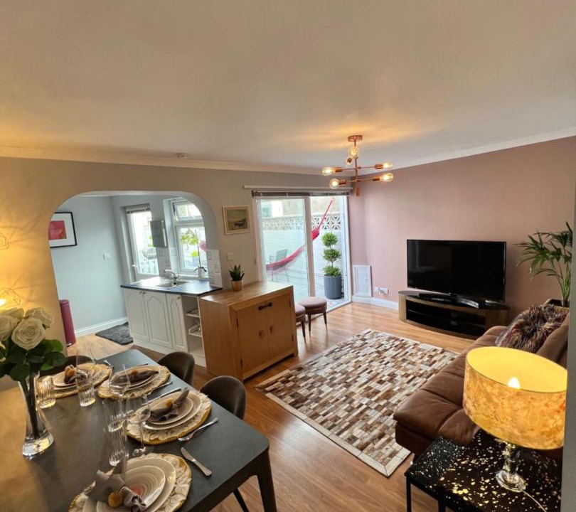 Photo of Livingroom in Clevedon