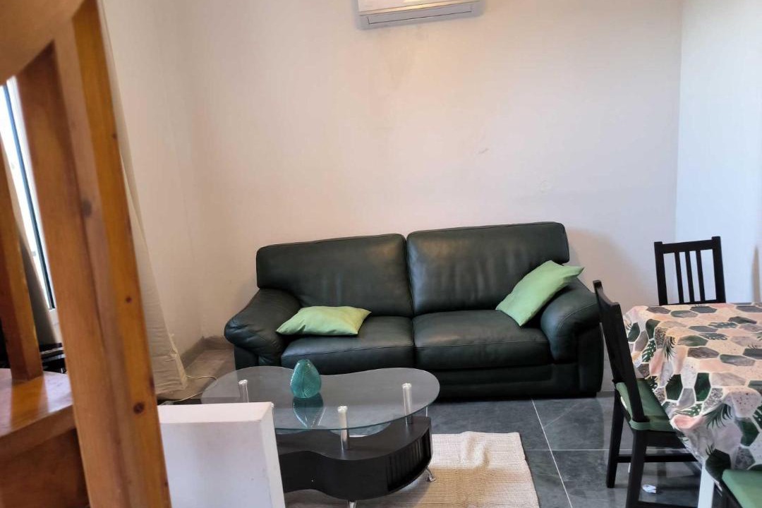 Photo of Livingroom in Cachan