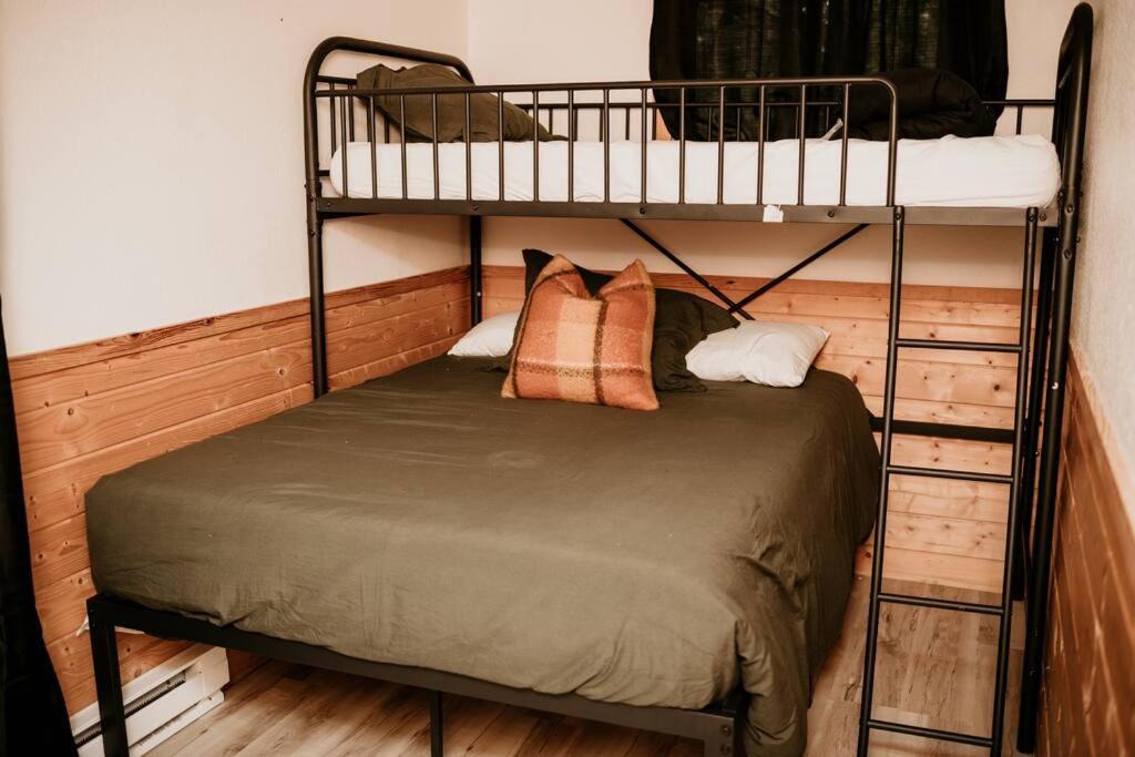Photo of Bedroom in Cushing