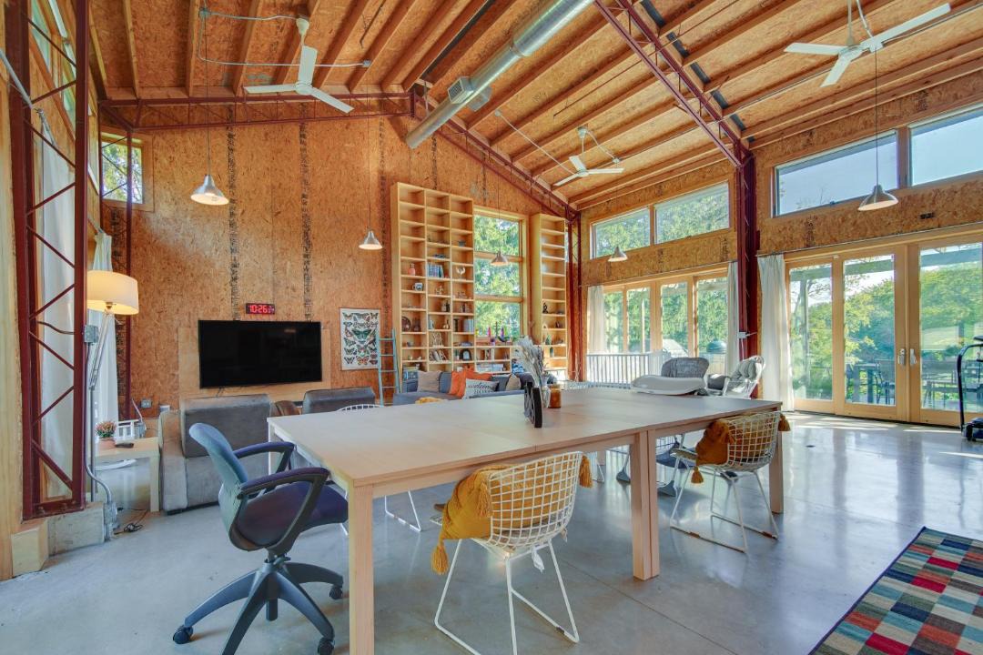 Photo of Livingroom in Libertyville