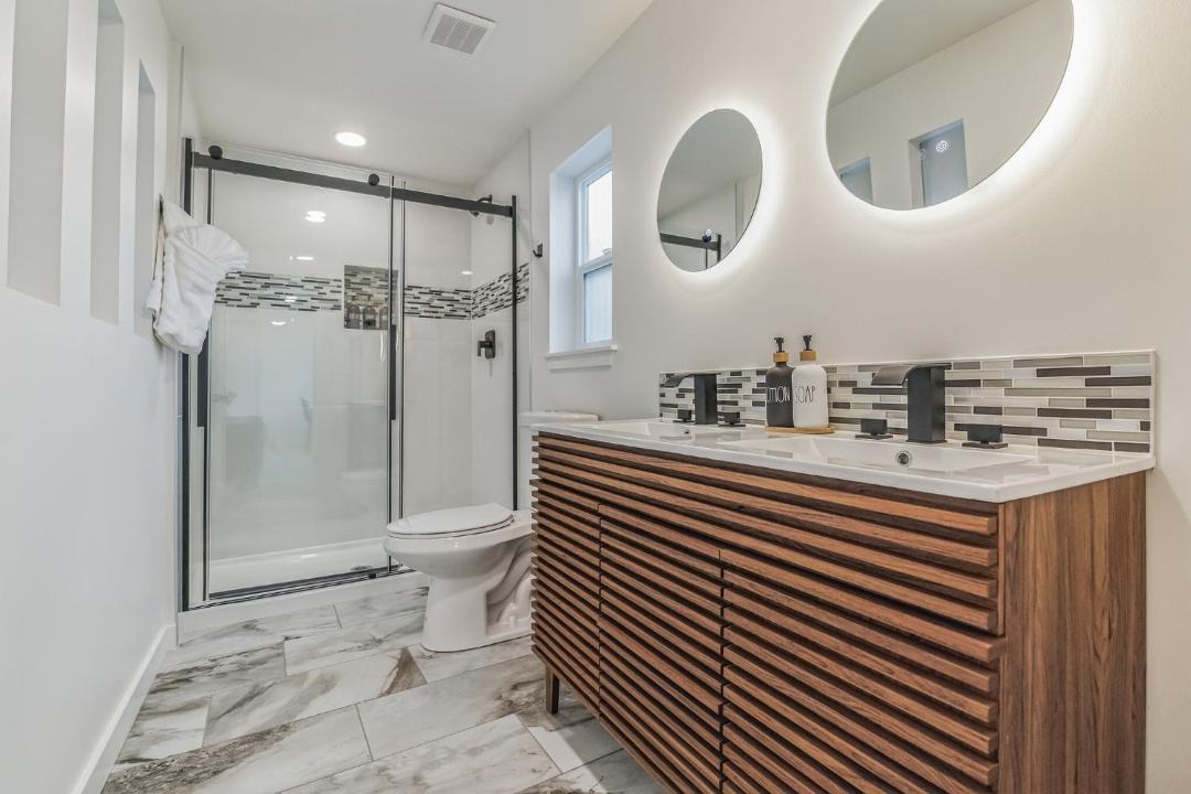 Photo of Others in Tukwila