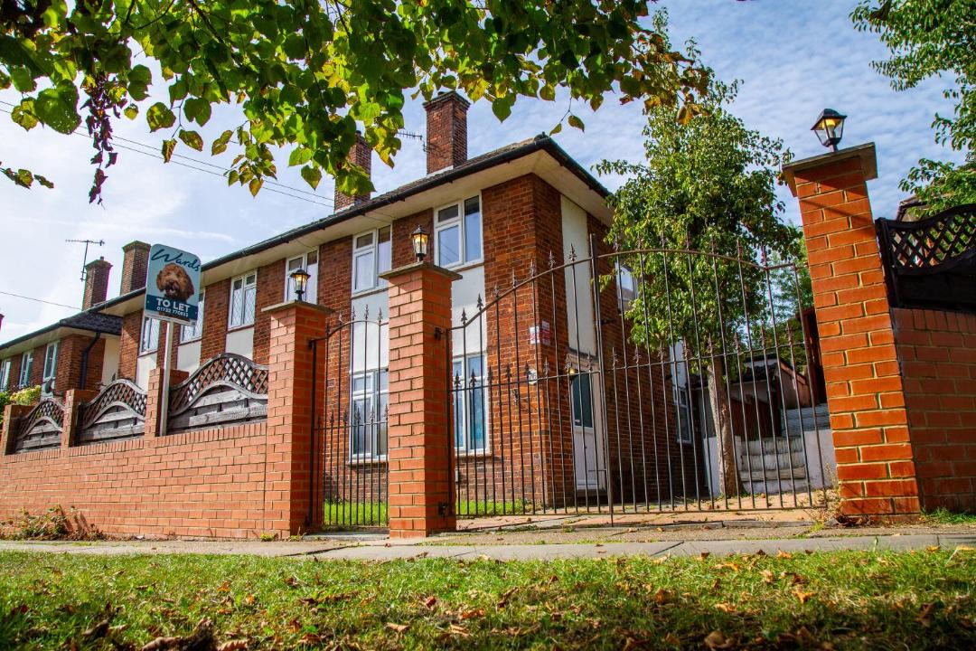 Photo of Others in Five Oak Green