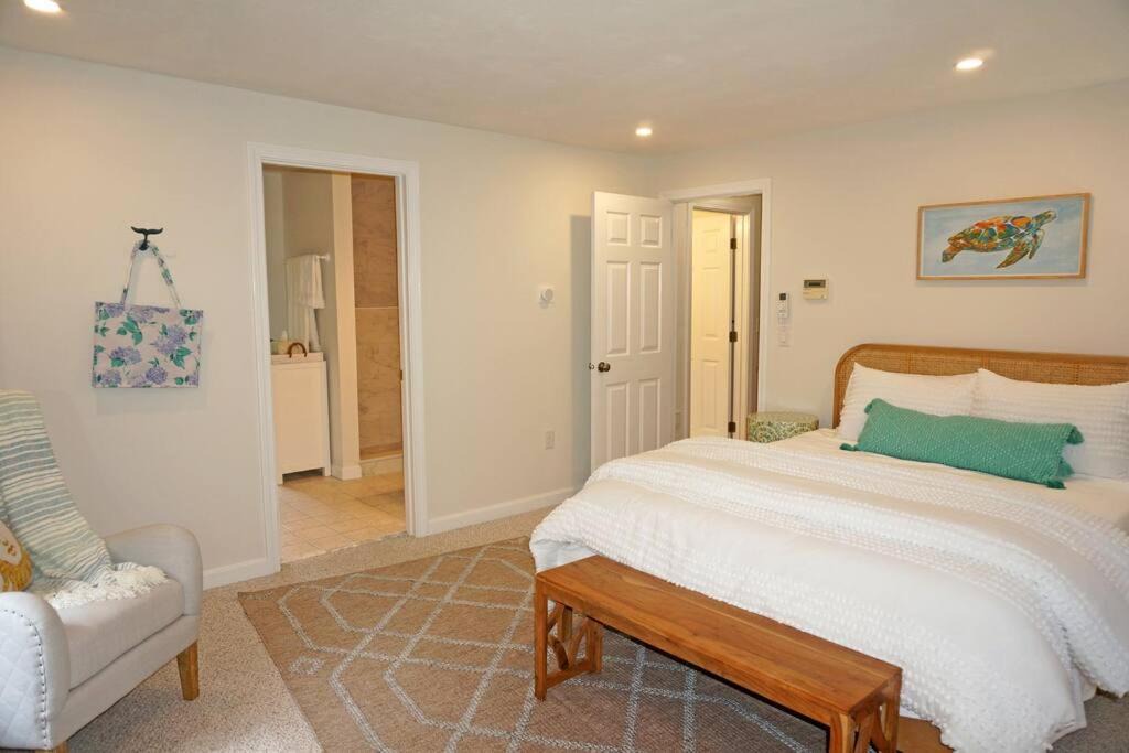 Photo of Bedroom in Centerville