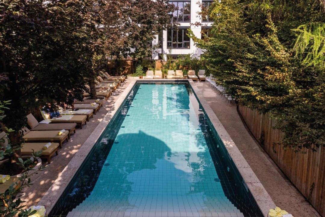 Photo of Others in Les Puces de Saint-Ouen