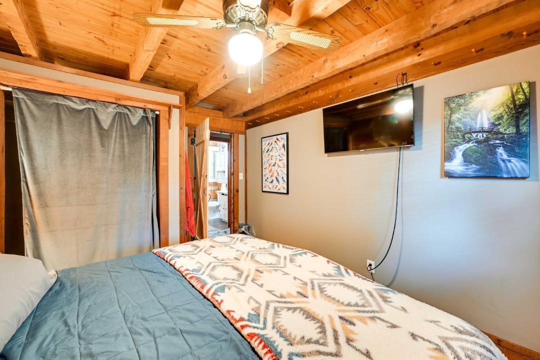 Photo of Bedroom in Mammoth Cave
