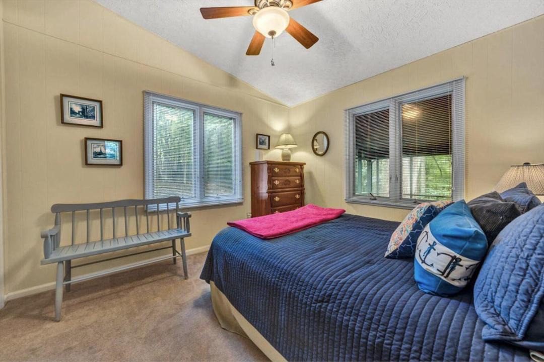 Photo of Bedroom in Smith Mountain Lake