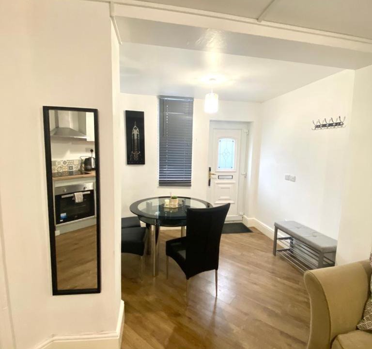 Photo of Livingroom in Patchway