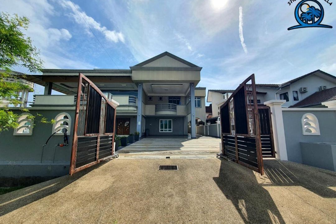 Photo of Buildings in Taman Pantai Dickson