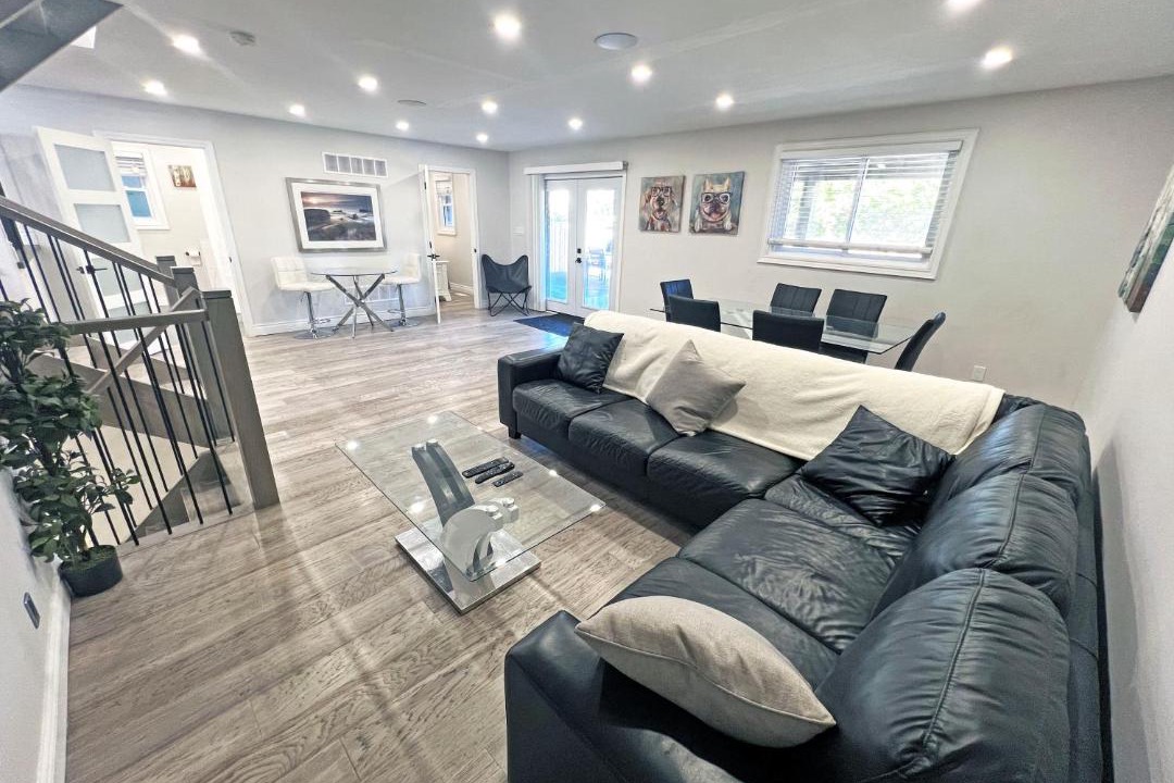 Photo of Livingroom in Hamilton