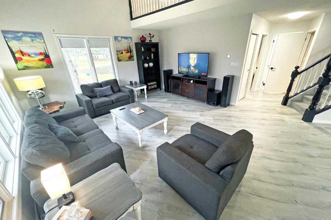 Photo of Livingroom in Cayuga