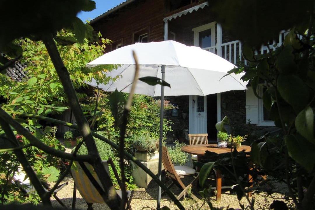 Photo of Others in Chein-Dessus