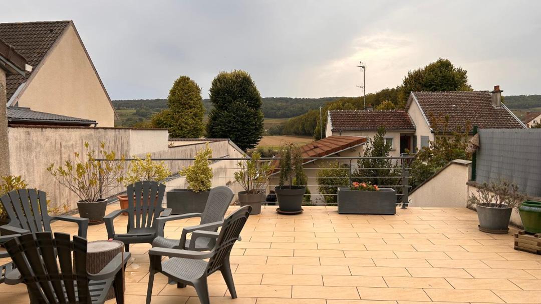Photo of Patio Balcony in Damery