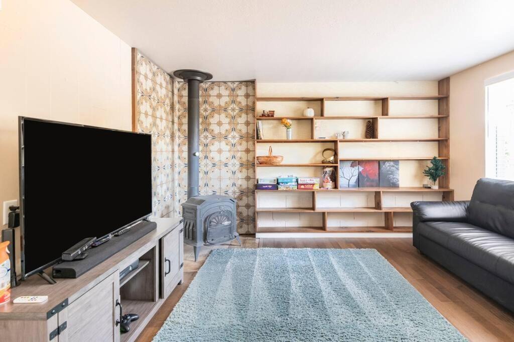 Photo of Others in Murphys