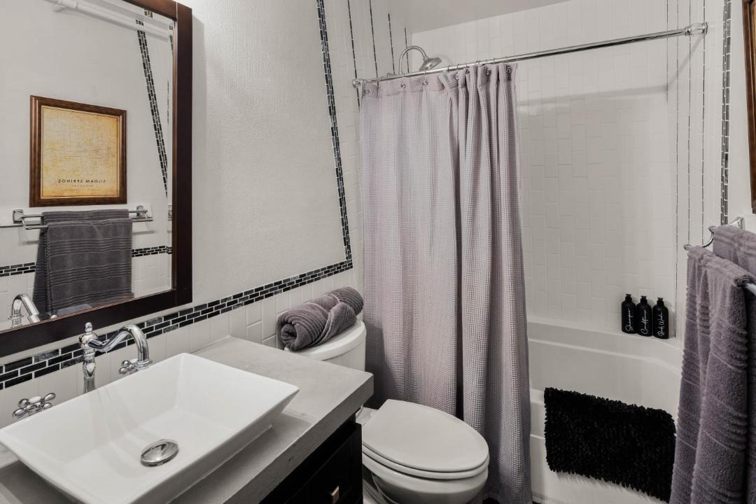 Photo of Bathroom in Siloam Springs