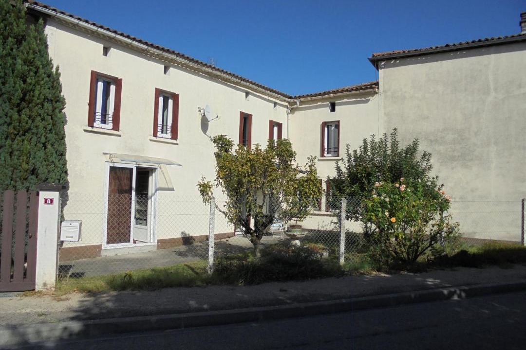 Photo of Others in Condeon