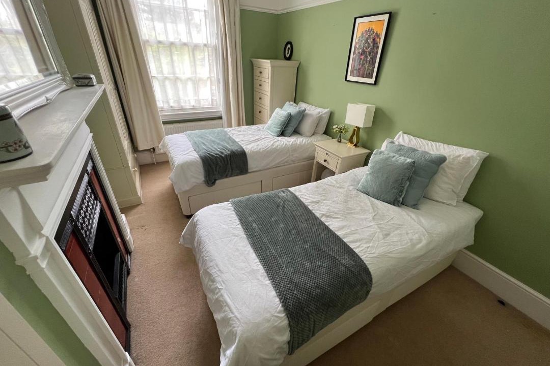Photo of Bedroom in Surbiton Hill