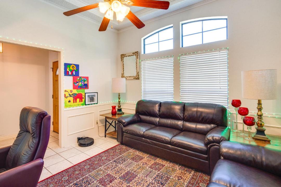Photo of Livingroom in Duncanville
