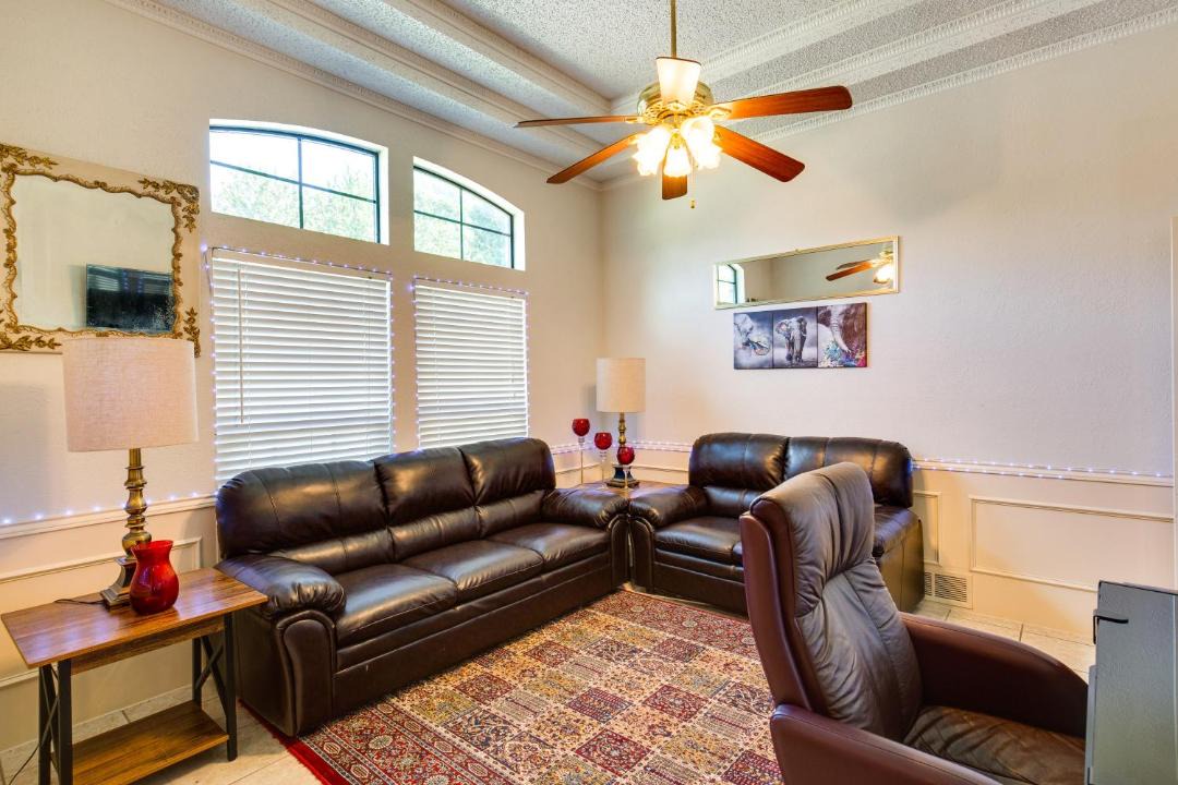 Photo of Livingroom in Duncanville