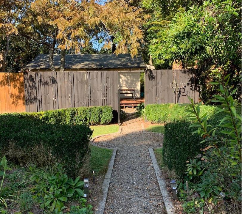 Photo of Buildings in Newstead