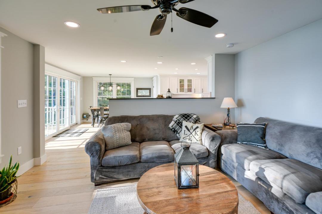 Photo of Livingroom in Center Ossipee