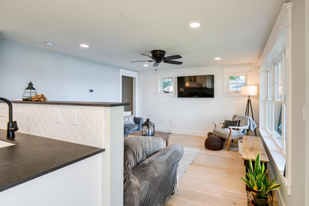 Photo of Livingroom in Center Ossipee