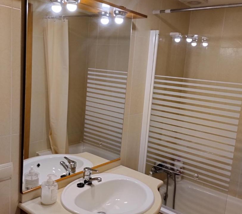 Photo of Bathroom in Flix