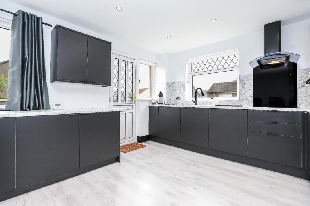 Photo of Others in Glasgow