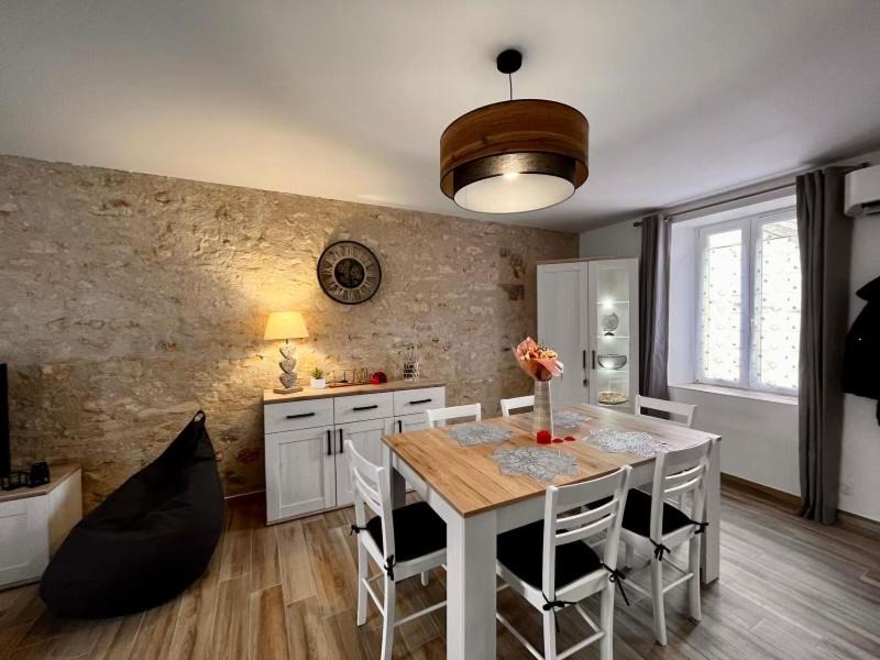 Photo of Others in Saint-Valentin