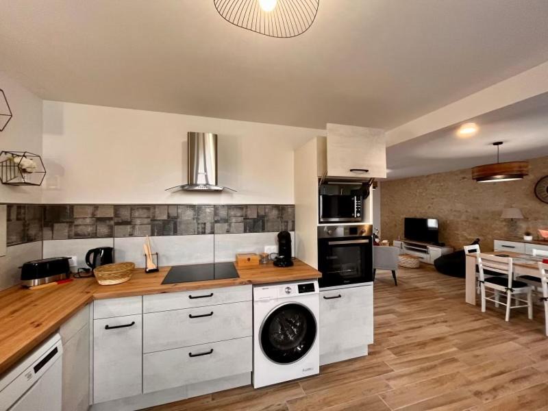 Photo of Kitchen in Saint-Valentin