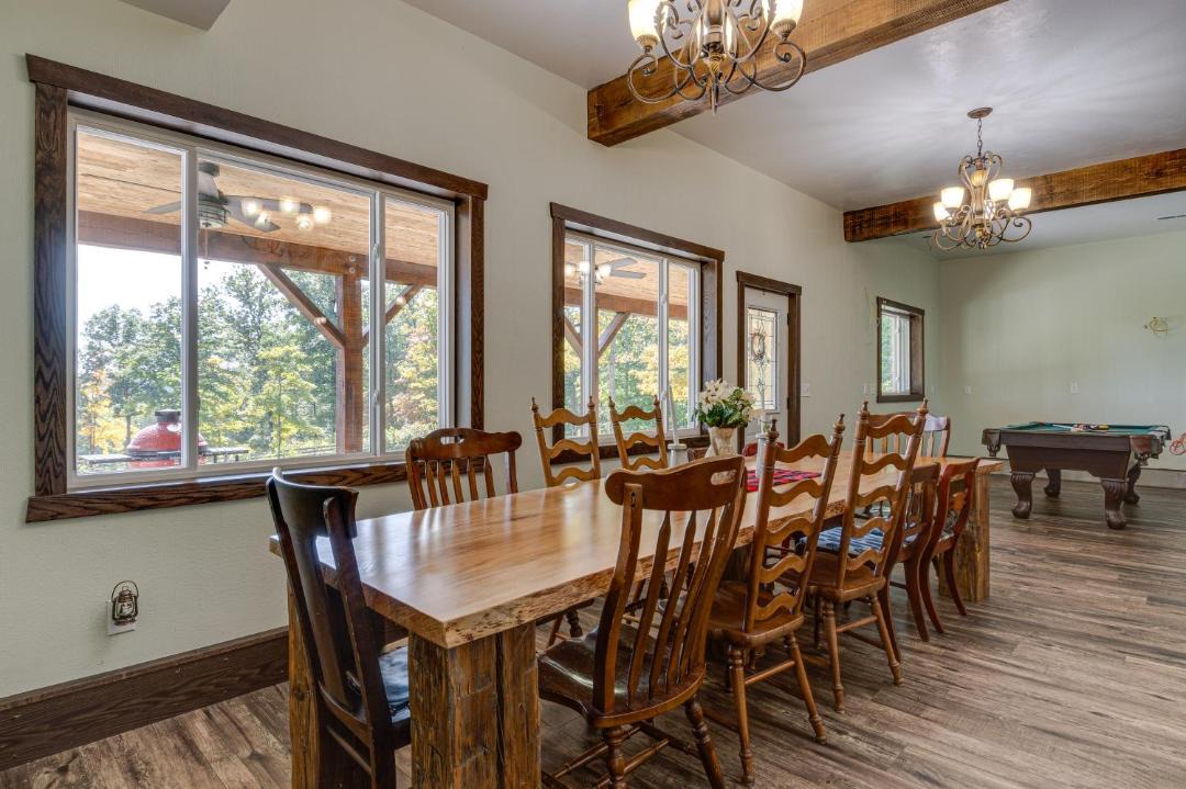 Photo of Livingroom in Huron