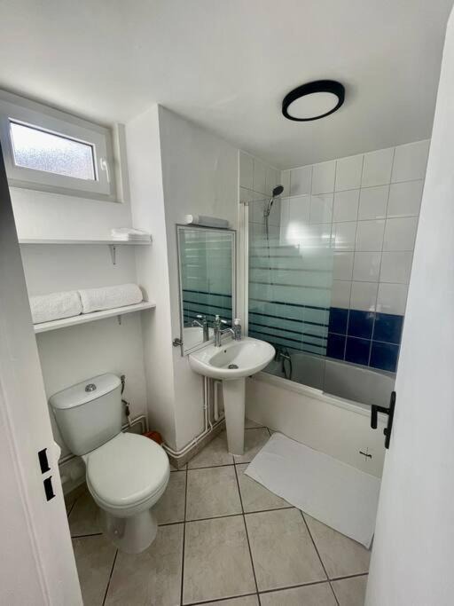 Photo of Bathroom in Moirans