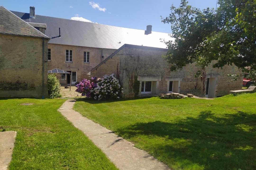 Photo of Others in Manvieux