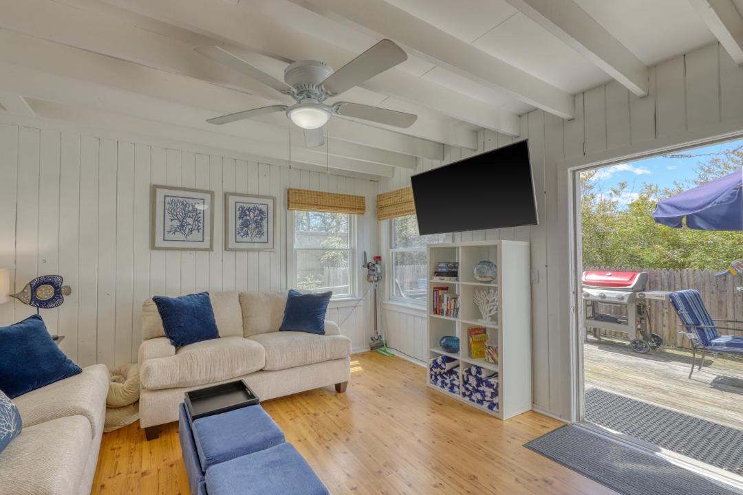 Photo of Livingroom in Ocean Bay Park