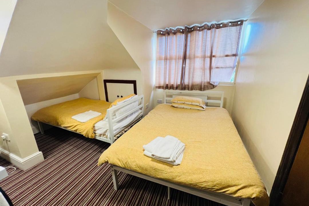 Photo of Bedroom in Ealing Common