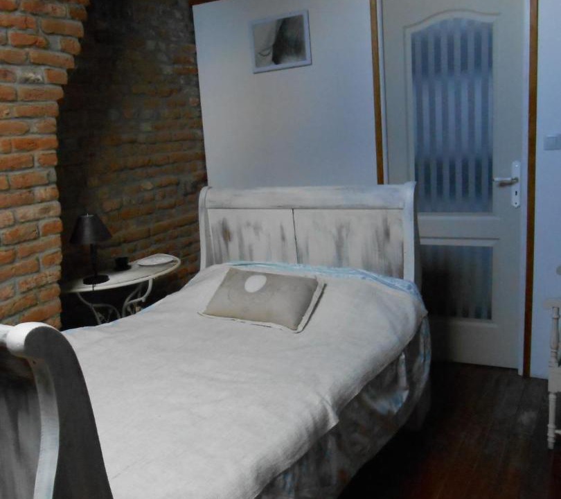 Photo of Others in Amfroipret