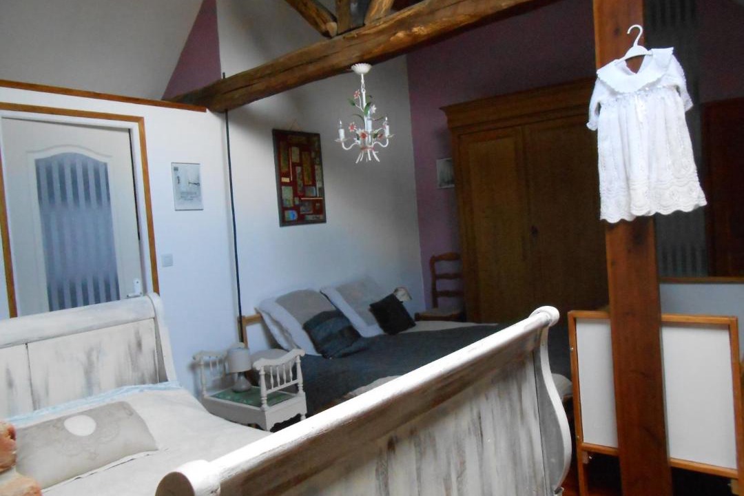 Photo of Others in Amfroipret