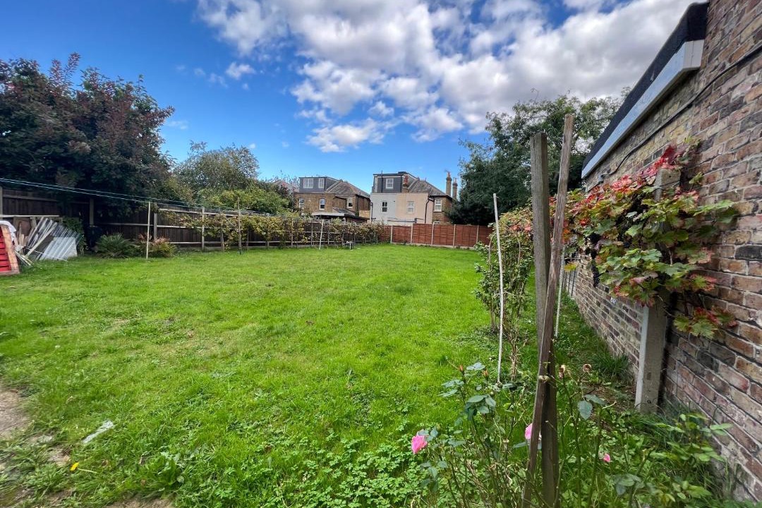 Photo of Others in Ealing Common