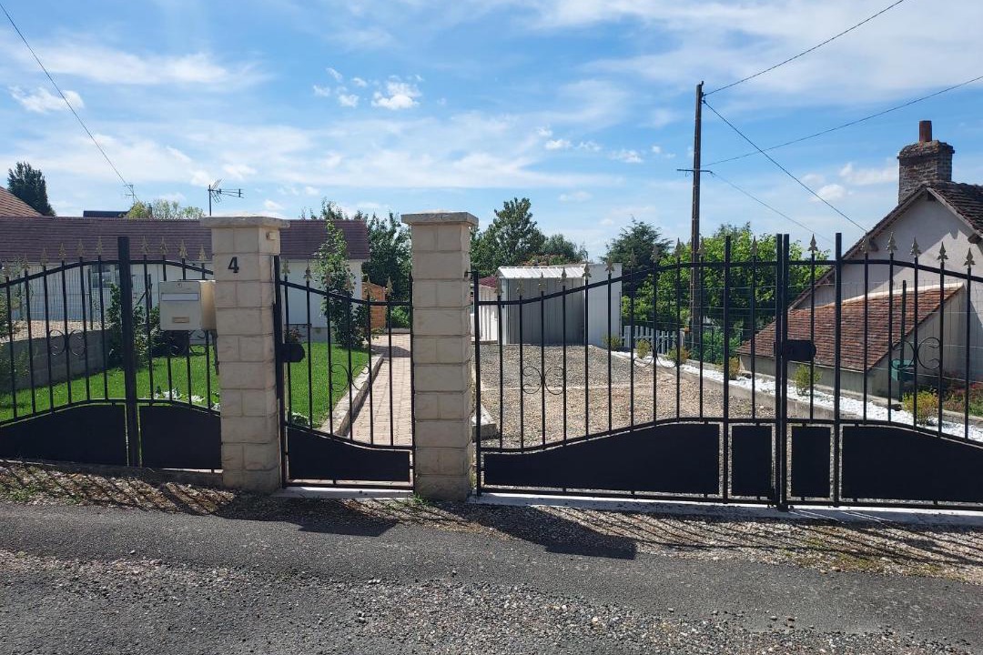 Photo of Buildings in Villiers-sur-Loir