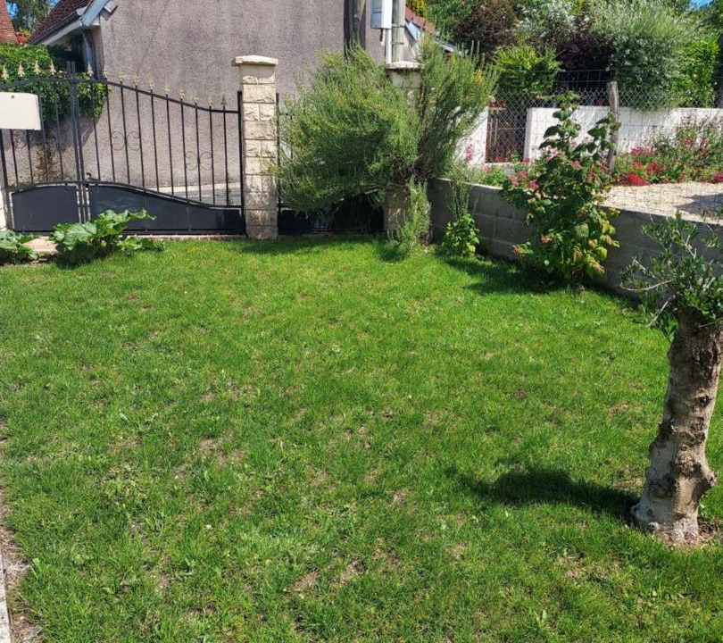 Photo of Buildings in Villiers-sur-Loir